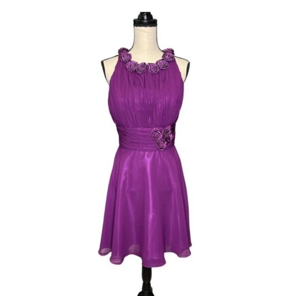 Purple Formal Dress NWT Roses Detail Holiday Party Winter Dance Size 4/6 - Picture 3 of 11